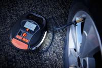 Preview: OSRAM TYREinflate 6000 Akku Reifenpumpe Luftkompressor Reifenfüller - OTI6000