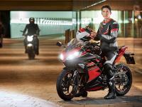 Preview: Philips H7 12V 55W PX26d WhiteVision Ultra Moto Motorrad Blister - 12972WVUBW