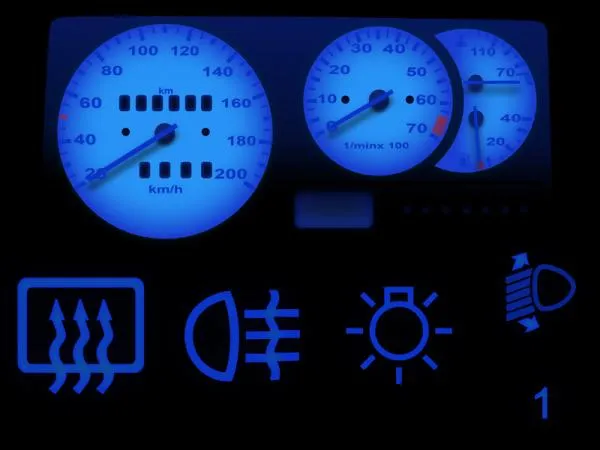 Blauer Tacho Komplettset für VW Polo 3 86c 2F
