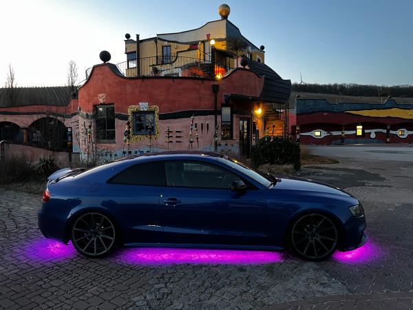 LETRONIX Rainbow RGB RGBIC LED Unterbodenbeleuchtung 2.0 (2x 90cm+180cm+90cm)