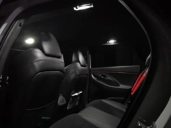 MaXlume® LED Fondbeleuchtung Platine RECHTS für Hyundai I30 I30N PD mit Panoramadach