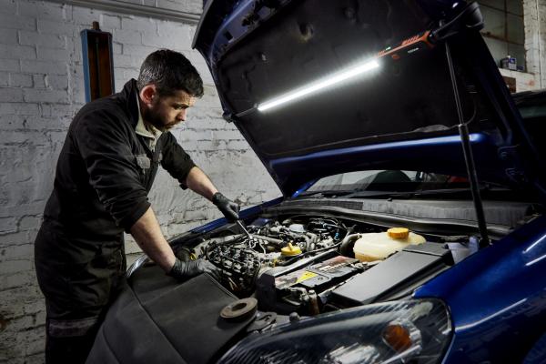 OSRAM LEDinspect® RECHARGEABLE UNDERBONNET LIGHT Inspektionsleuchte Arbeitsleuchte - LEDIL415