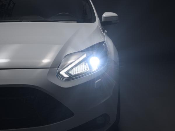 Preview: OSRAM LEDriving® XENARC® für Ford Focus 3 Bi-XENON Scheinwerfer LED Tagfahrlicht Preview: OSRAM LEDriving® XENARC® für Ford Focus 3 Bi-XENON Scheinwerfer LED Tagfahrlicht