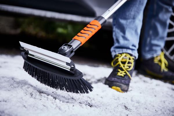 OSRAM SNOW BRUSH 010 Schneebürste Eiskratzer Schaufel Fensterreiniger - OSB010