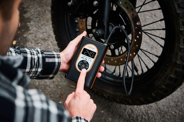 OSRAM TYREinflate 4000 Akku Reifenpumpe Luftkompressor Reifenfüller - OTI4000