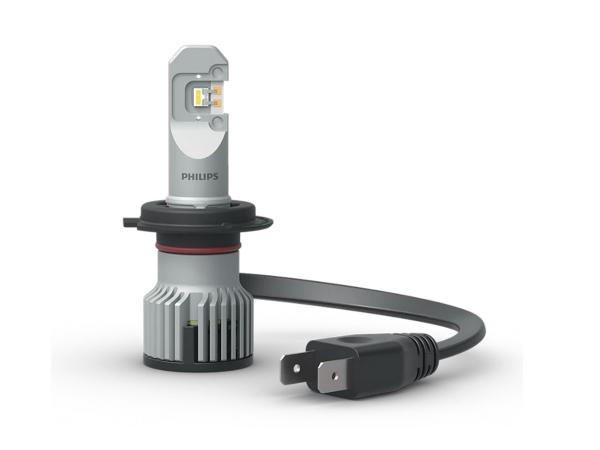 Preview: Philips Ultinon Pro6000 Boost GEN2 H7 Motorrad LED Abblendlicht 450% - 11972U60B2X1