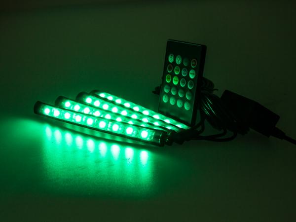 RGB LED Fußraumbeleuchtung 4 Leisten mit Fernbedienung und Musik Steuerung