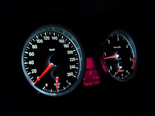 Rote Tachonadeln Zeiger Nadeln ROT für BMW E90 E91 E92 E93 M3