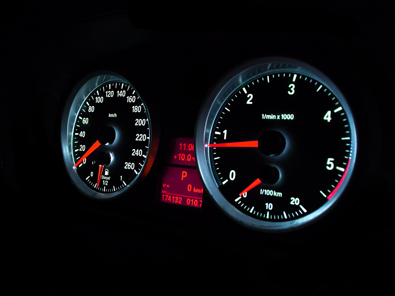 Tachonadeln Zeiger ROT BMW E90 E91 E92 E93 Kombiinstrument ...