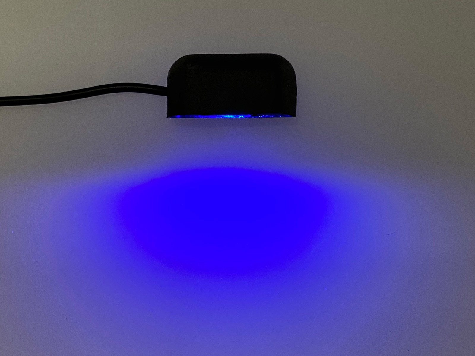 LETRONIX RGB LED Ambientebeleuchtung 4er Set 6 Meter mit Bluetooth App  Steuerung