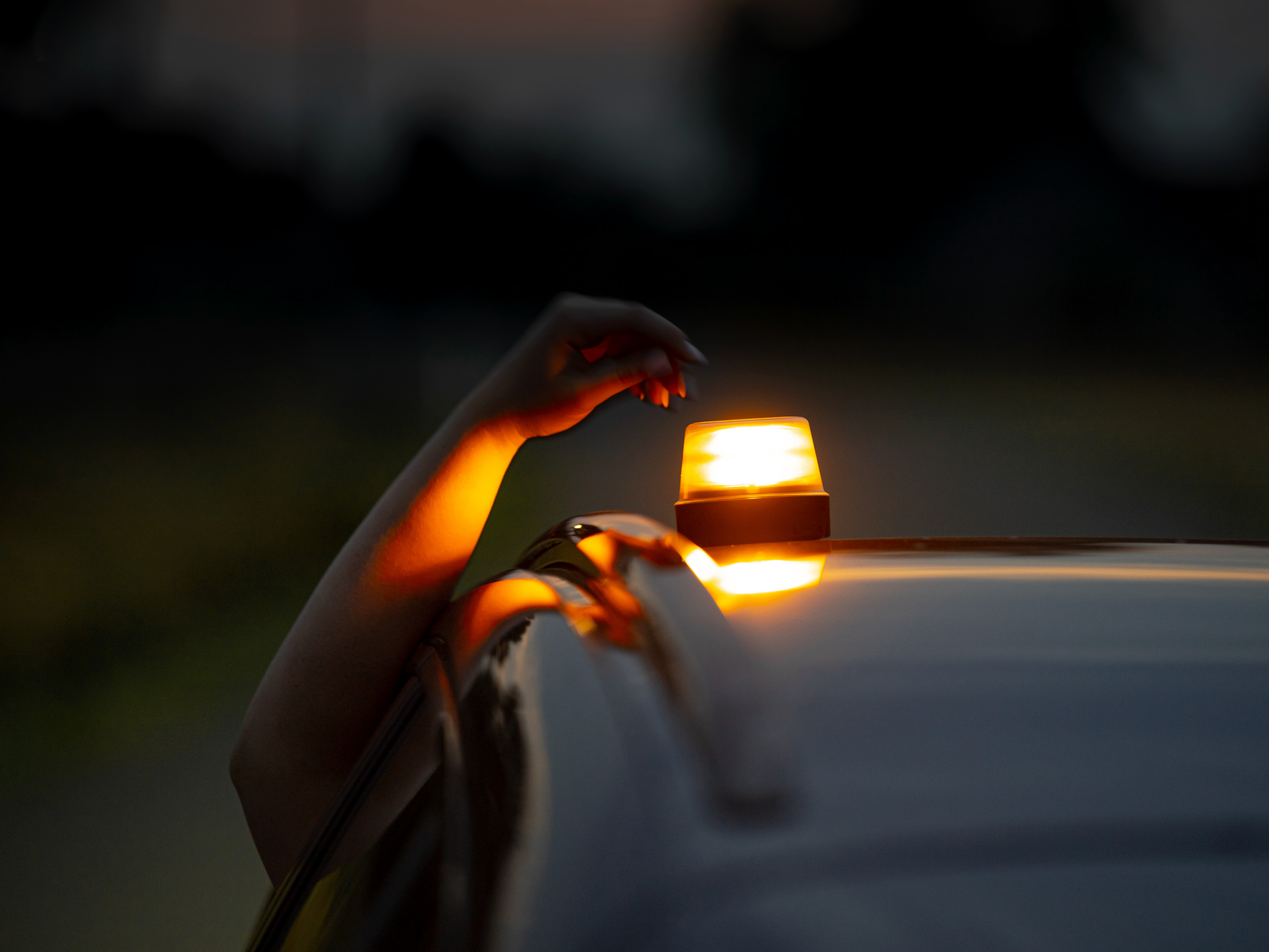 OSRAM LEDSL104 ROAD FLARE Signal TA20 Feux de détresse clignotants lampe LED,  support magnétique pour voitures, pour cam - Conrad Electronic France