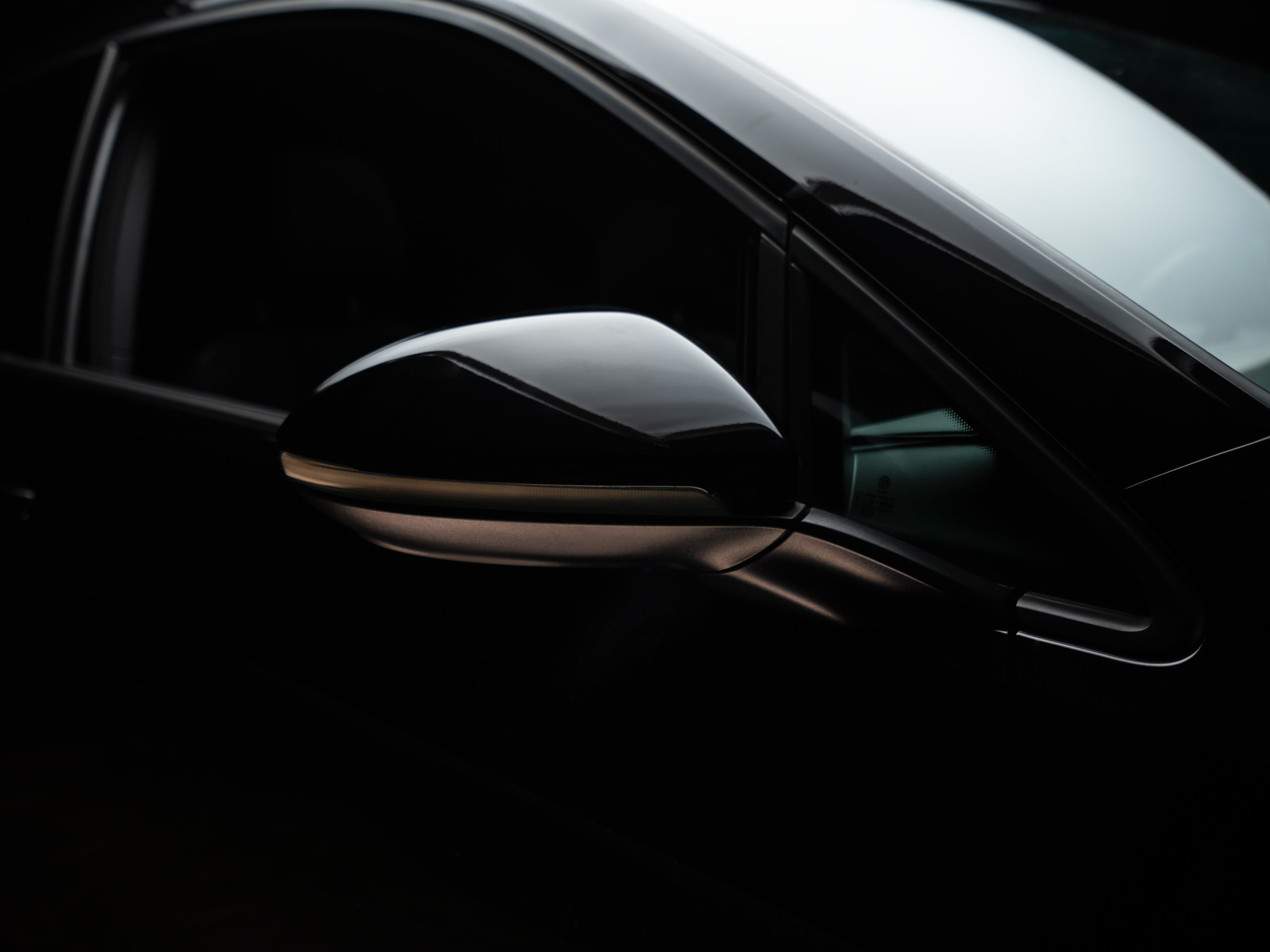 TECTICO LED Umfeldbeleuchtung Spiegel 12V Auto Umgebungslicht 6000K  Kaltweiß Kompatibel mit VW Golf 6 Passat B7 EOS Jetta 6 Touran, 2 Lampen