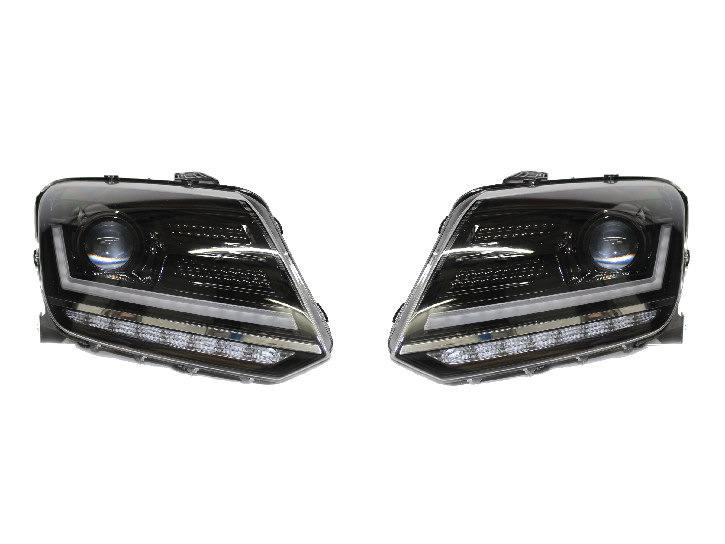 https://www.blauertacho4u.de/images/product_images/original_images/OSRAM-LEDriving---VW-Amarok-Full-LED-Scheinwerfer-Black-Edition--Halogen-Upgrade-67267780_5.jpg