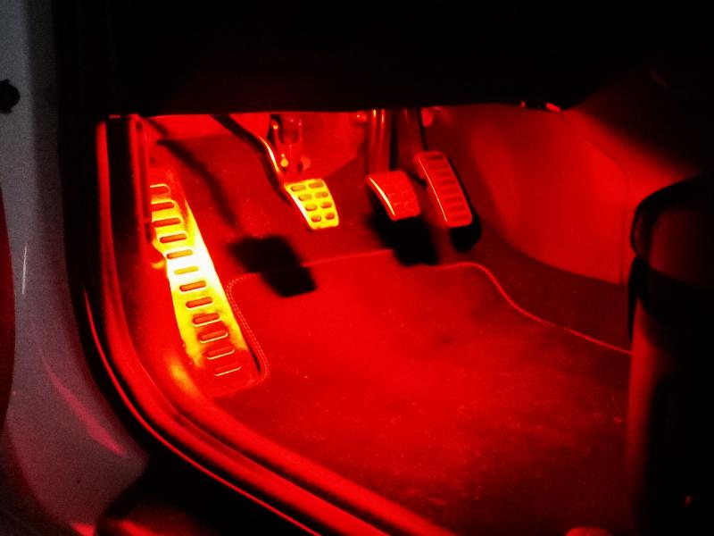 LETRONIX RGB LED Fußraumbeleuchtung Module 2er Set für BMW, Mini und Range Rover