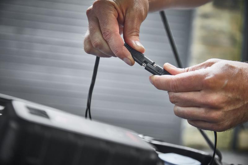 OSRAM BATTERYcharge 906 Batterieladegerät 6V 12V Erhaltungsladegerät - OEBCS906