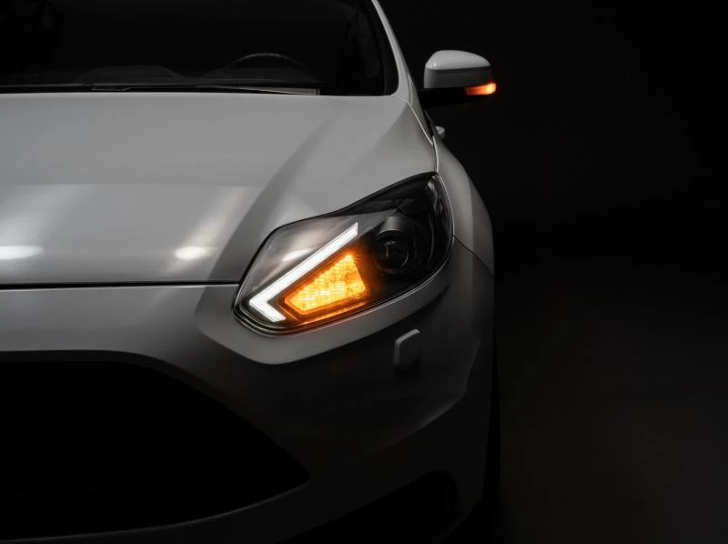 OSRAM LEDriving® XENARC® für Ford Focus 3 Bi-XENON Scheinwerfer LED Tagfahrlicht