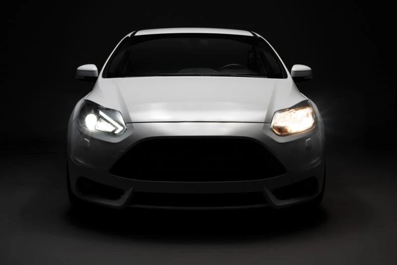 OSRAM LEDriving® XENARC® für Ford Focus 3 Bi-XENON Scheinwerfer LED Tagfahrlicht