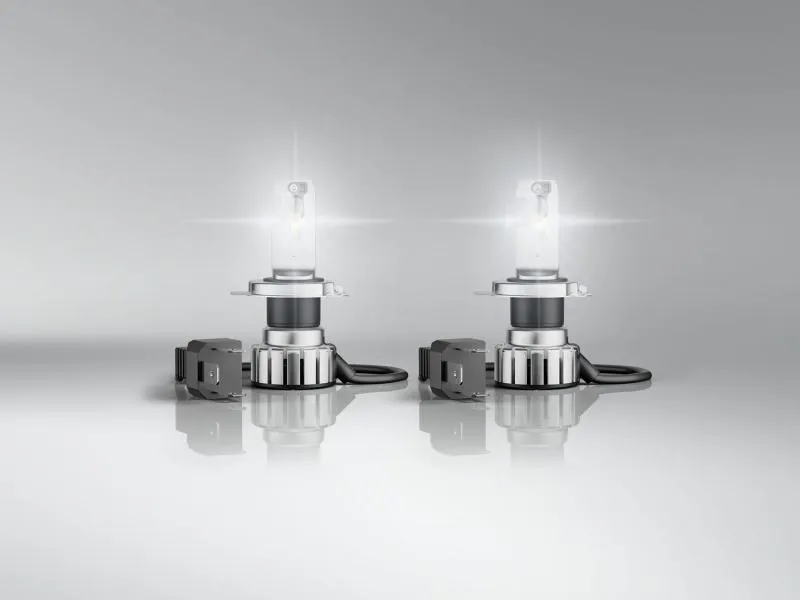 OSRAM Night Breaker H4 LED SMART +330%  Abblendlicht + Fernlicht  - 64193DWNBSM-2HB