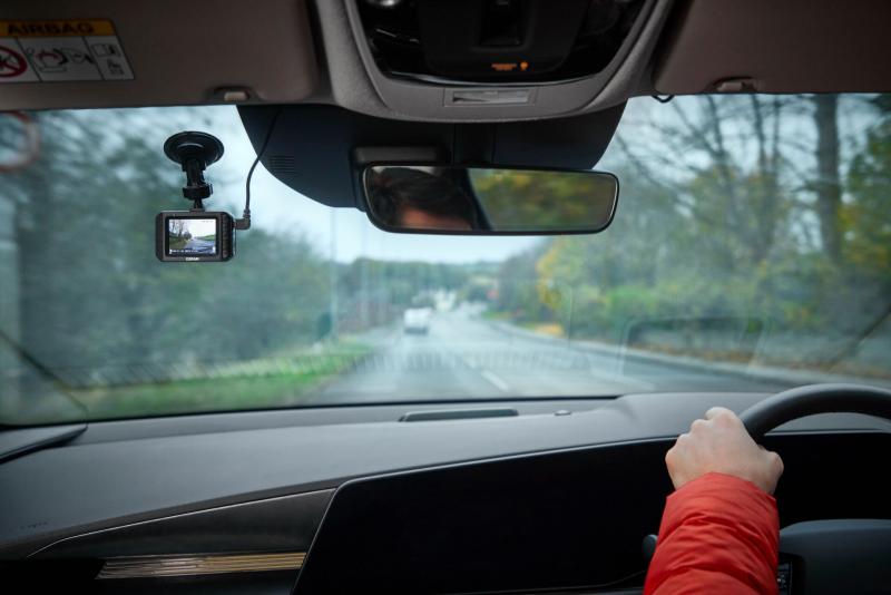 OSRAM ROADsight 1500 Dashcam 1080p Full HD 2 Zoll 110° G-Sensor - ODC1500