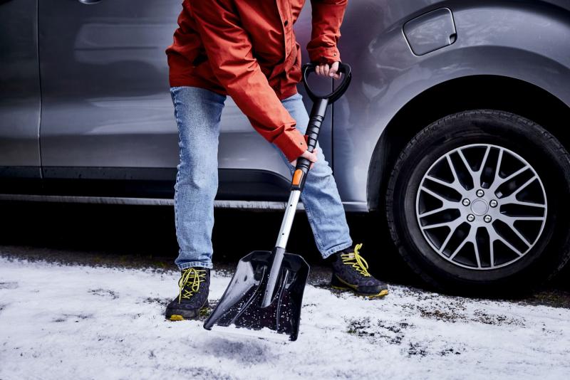 OSRAM SNOW BRUSH 010 Schneebürste Eiskratzer Schaufel Fensterreiniger - OSB010